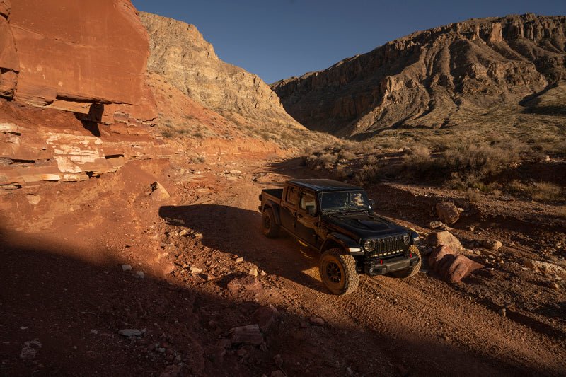 Fox 2019+ Jeep Gladiator JT 2.0 Perf Series 11.7in Smooth Body IFP Rear Shock / 3.5-4in Lift - Crew Original